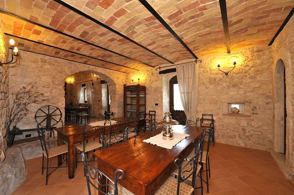 Agriturismo Borgo San Martino Abbateggio Exterior photo